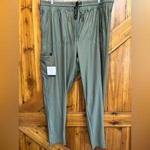 Monarch scrub pants Size 2Xl never worn olive green